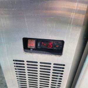 1800테이블냉동고 이미지
