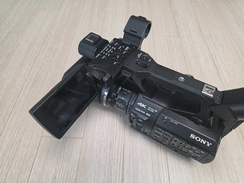 소니 정품 pxw-z280 캠코더 판매합니다 이미지