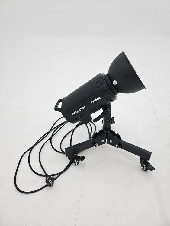 고독스 DP600III 2개,QT600III 1개,뷰티디쉬,엄브렐러,난라이트 FS-300B,조명스탠드 팝니다. 이미지