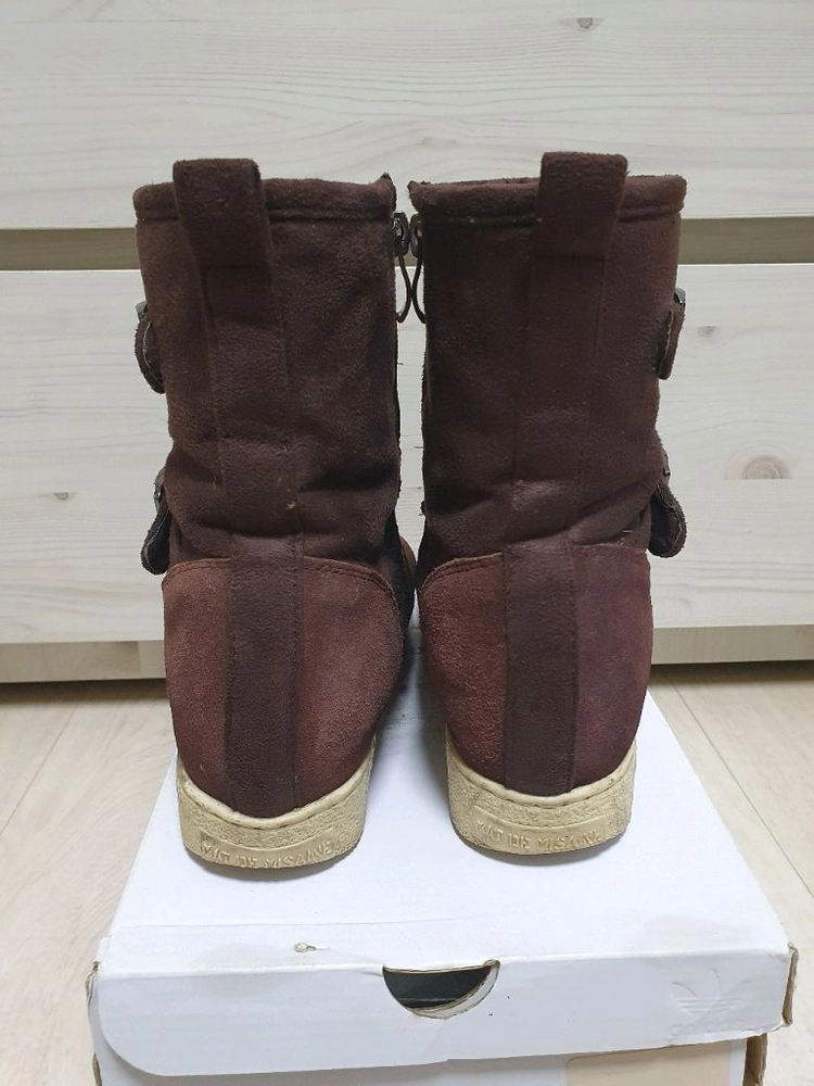 (상태보통)털 부츠 240 이미지