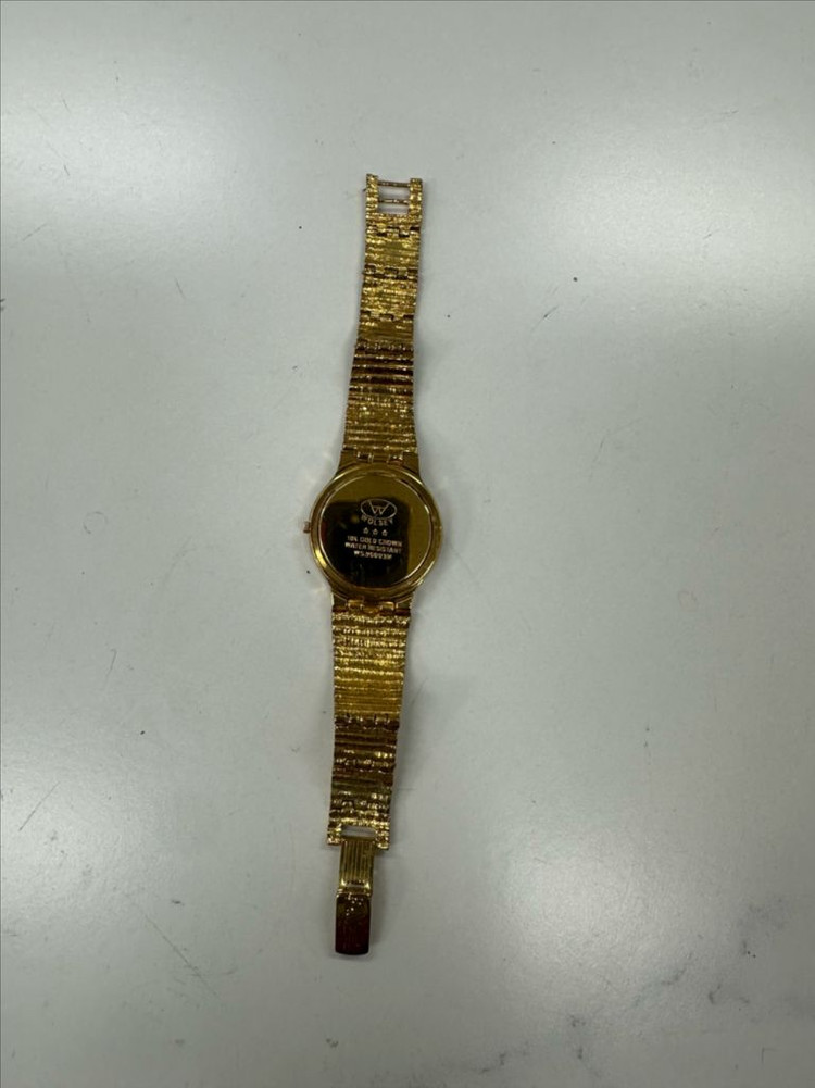 빈티지 월시 WOLSEY 18K GOLD CROWN 남성 쿼츠 시계 팝니다 상품 정보• 브랜드/모델명: 월시 이미지