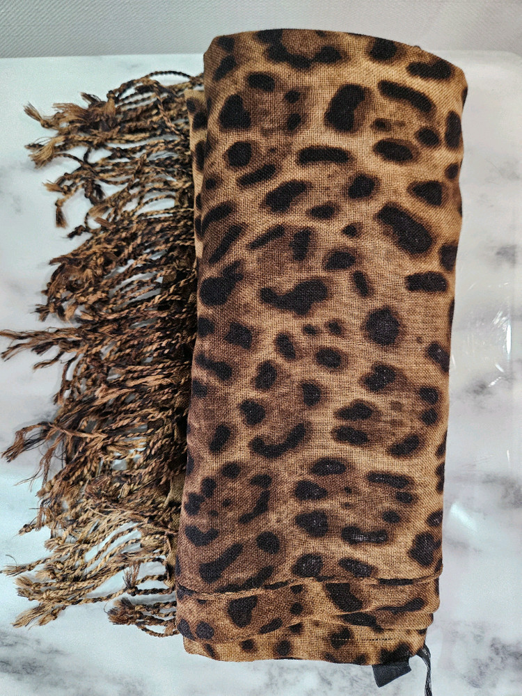 호피 스카프 이미지