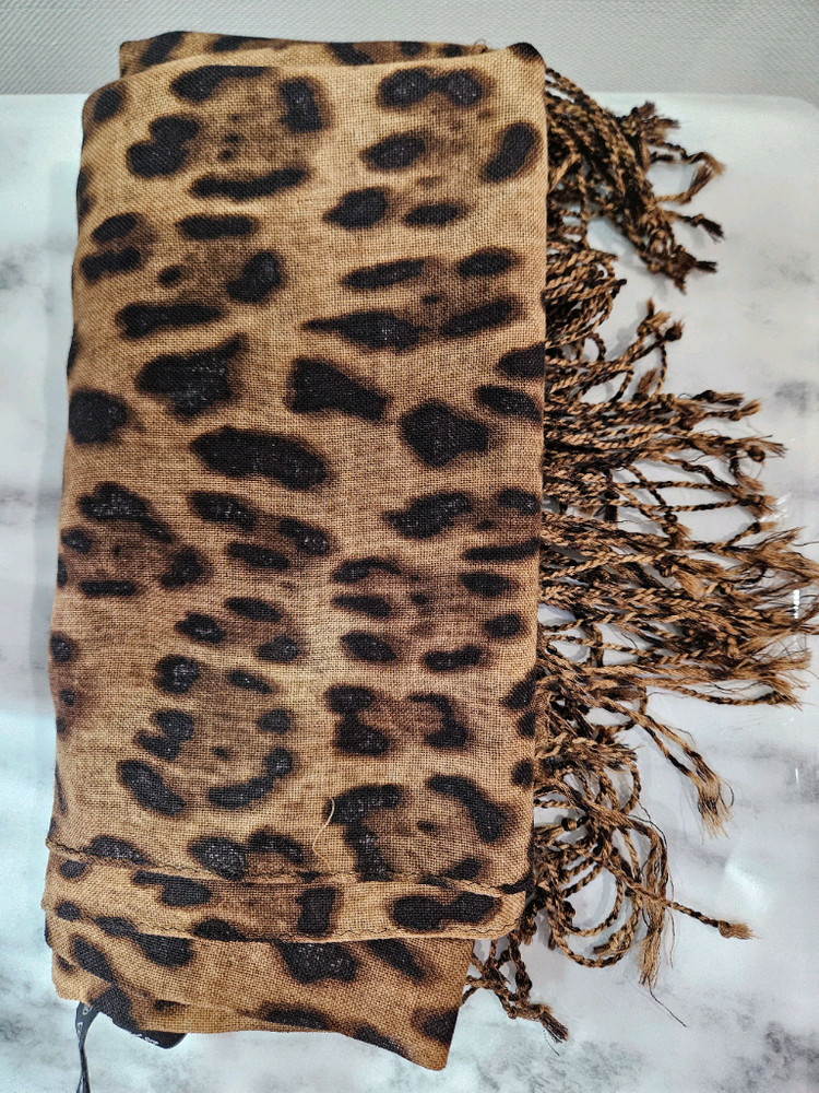 호피 스카프 이미지
