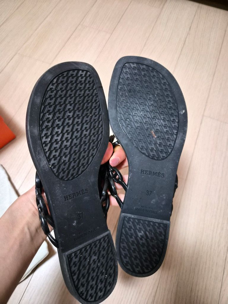에르메스 아일랜드 샌들 37사이즈 블랙 이미지