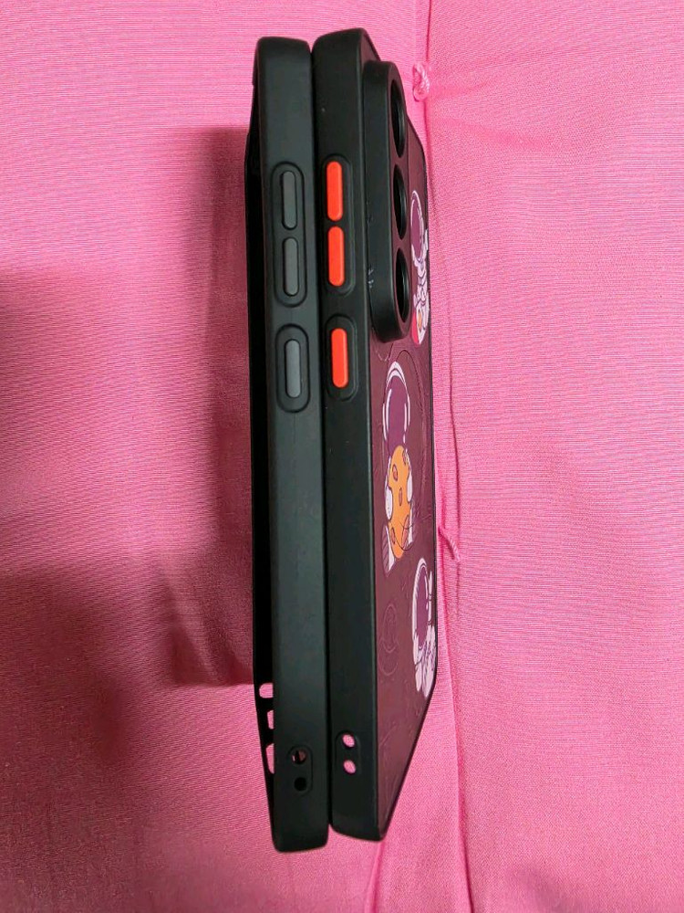 S26울트라 맥세이프 실리콘 케이스 미사용 제품 이미지