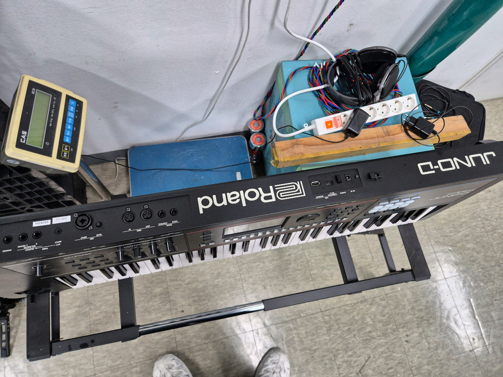롤랜드 JUNO D6 신디사이저 61건반 이미지