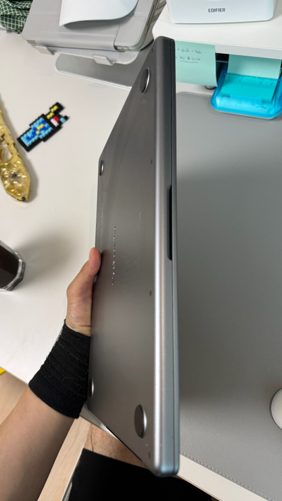 Apple MacBook Pro 14인치 M1 Pro 16GB 512gb 실버 풀박스 이미지