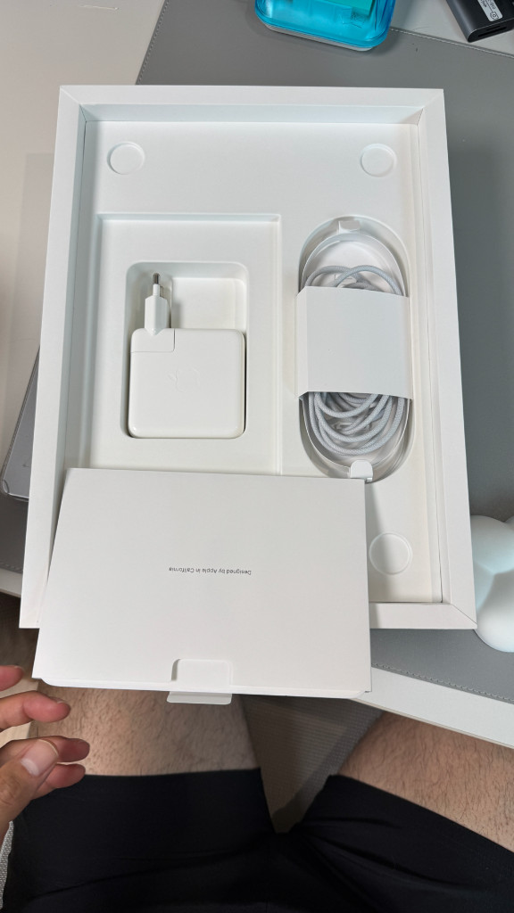 Apple MacBook Pro 14인치 M1 Pro 16GB 512gb 실버 풀박스 이미지