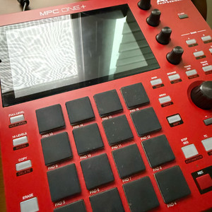 Akai Mpc One+ 판매합니다 이미지