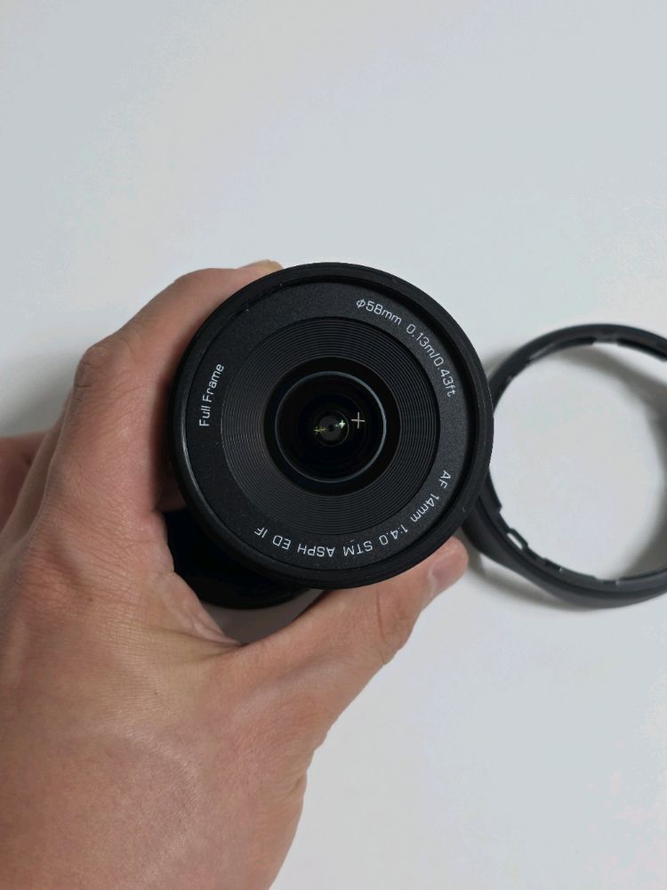 빌트록스 14mm f4 소니 FE마운트 이미지