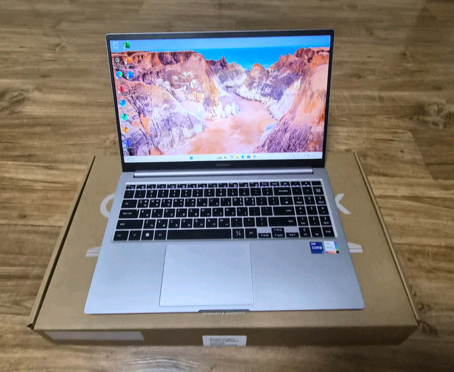 풀박스)삼성 갤럭시북4 노트북 NT750XGR, i7 13세대, 16G, 256G 이미지