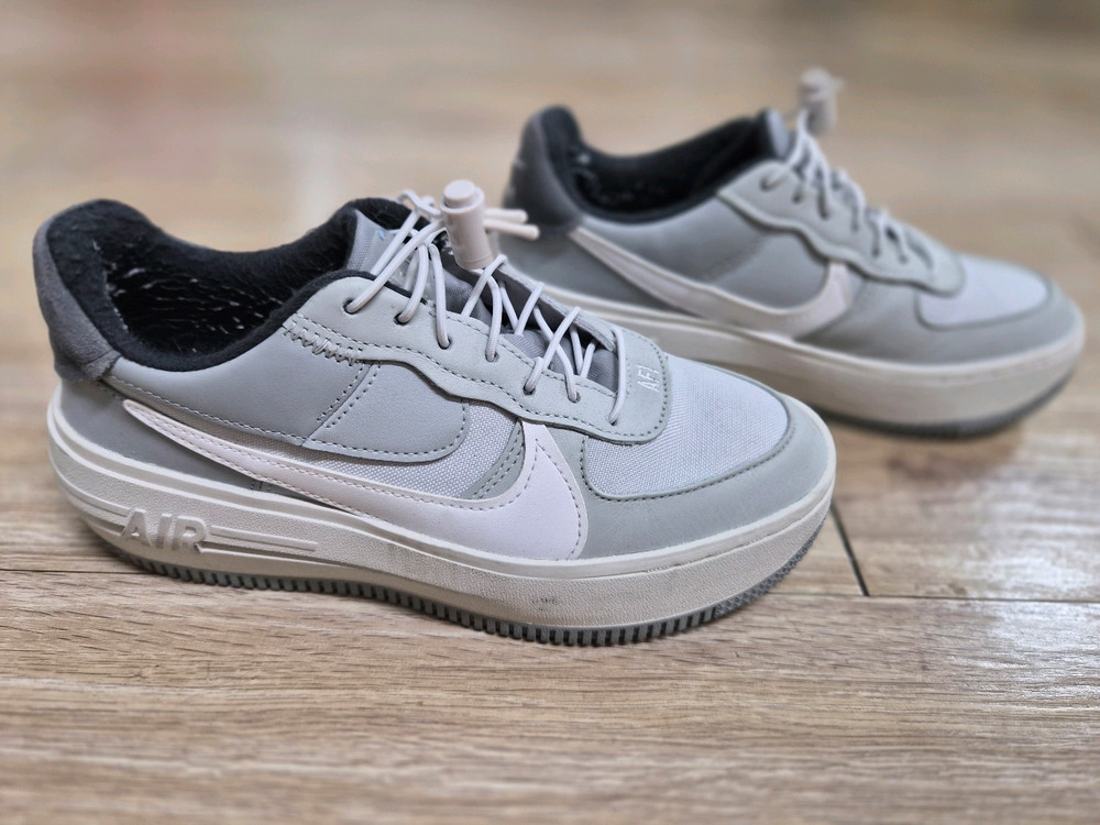 나이키 AF1 로우 라이트 그레이 235 이미지