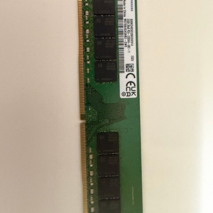삼성전자 23년 23주차 DDR4-3200 (PC4-25600) 32GB 데스크탑용 RAM 판매합니다. 이미지