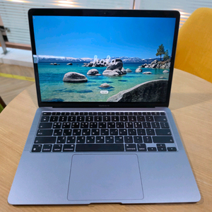 맥북에어 M1 8GB/256GB 이미지