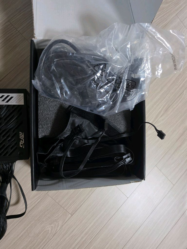 Msi MPG A850G 850W 파워서플라이 이미지