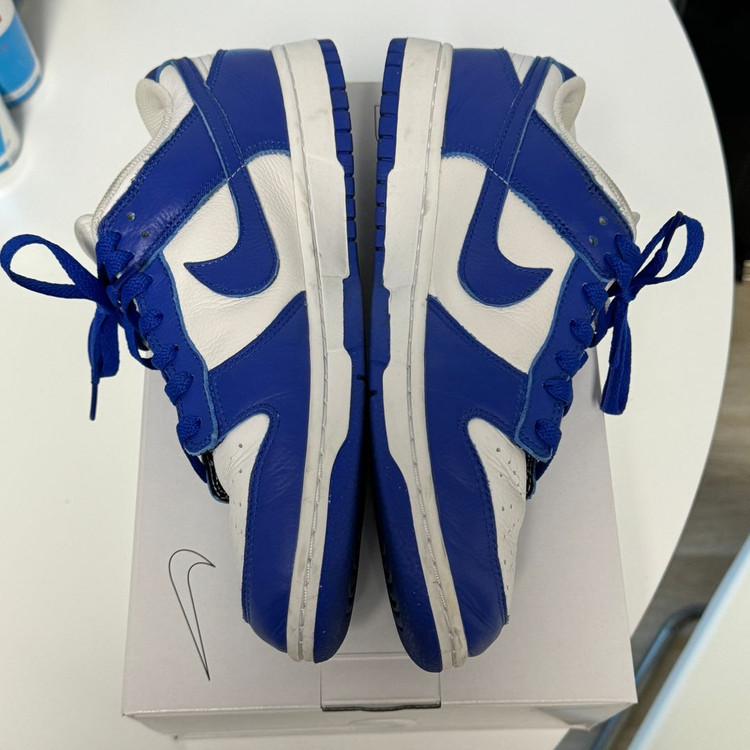나이키 덩크 로우 켄터키 블루 275 사이즈 팝니다. 바이유 DO7413-991 Nike 운동화 스니커즈 이미지