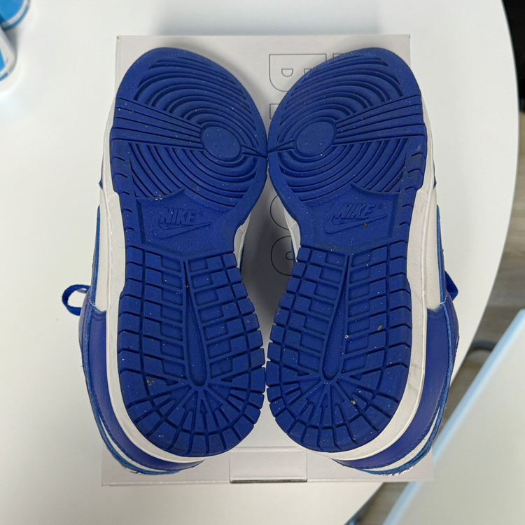 나이키 덩크 로우 켄터키 블루 275 사이즈 팝니다. 바이유 DO7413-991 Nike 운동화 스니커즈 이미지