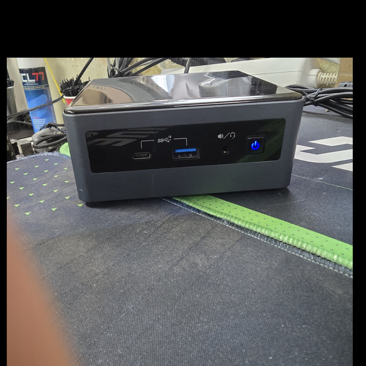 미니PC-INTEL NUC10FNH-I7 10세대/D4 16G/250G 이미지