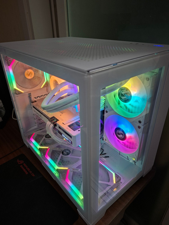라이젠5 5600x rtx3060ti 게이밍 pc 데스크탑 컴퓨터 화이트 감성 본체(수냉) 처분!(서비스o) 이미지