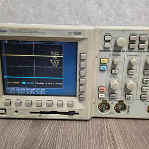Tektronix 텍트로닉스 TDS3052 500MHz 2Ch Oscilloscope 오실로스코프 이미지