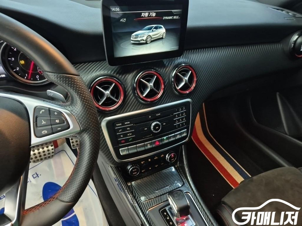 [벤츠]A클래스 W176 A45 AMG 4MATIC (5인승) #고유가특가 이미지