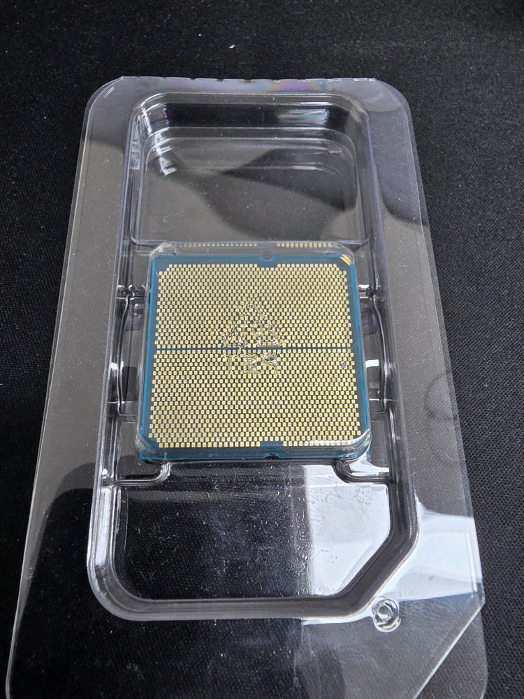 [벌크] AMD 라이젠9 9950X CPU (정품/AM5) 이미지