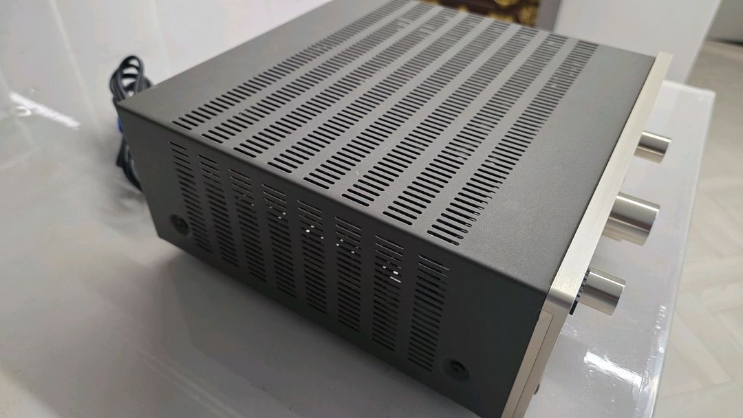 아남 AA-77 인티앰프 이미지
