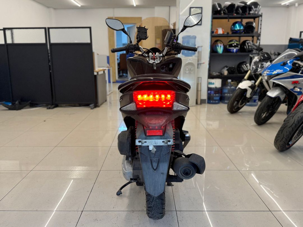 묻따100 / 18년식 PCX125 / 65,XXXkm / 차량 판매합니다 이미지