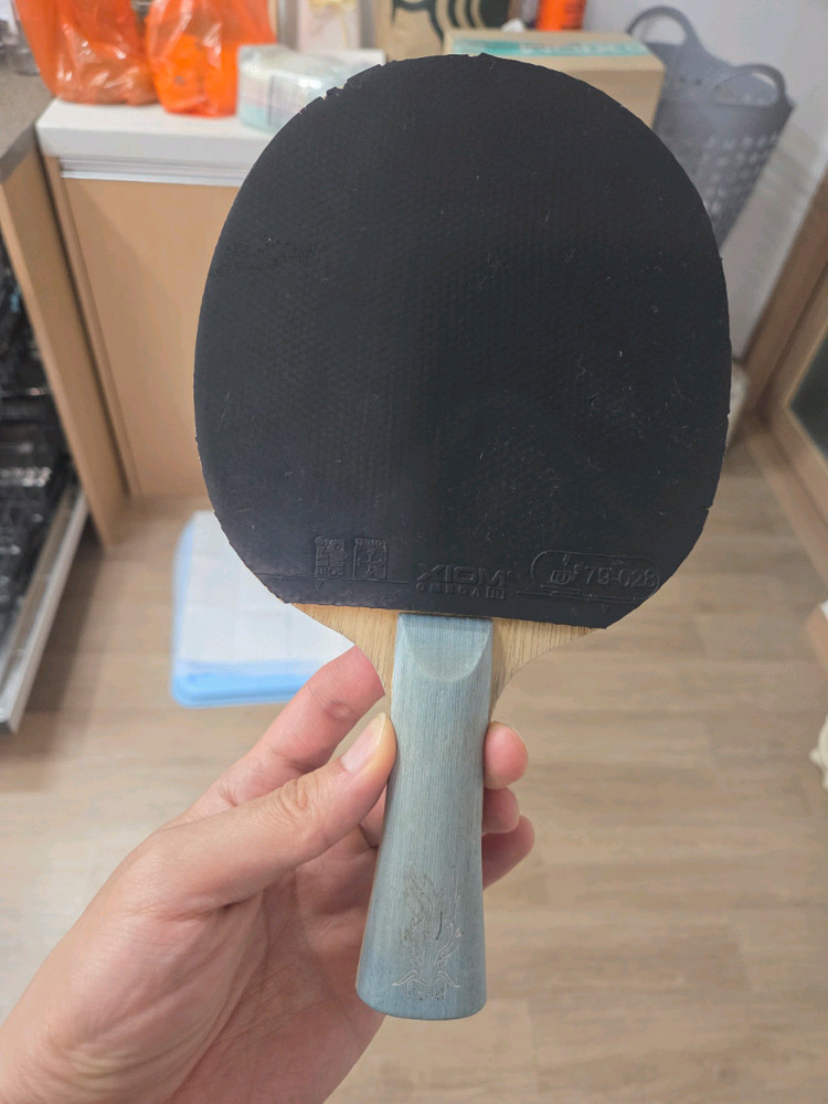 타그로 논스톱alc. DHS허리케인 롱5 신유빈 탁구라켓 이미지