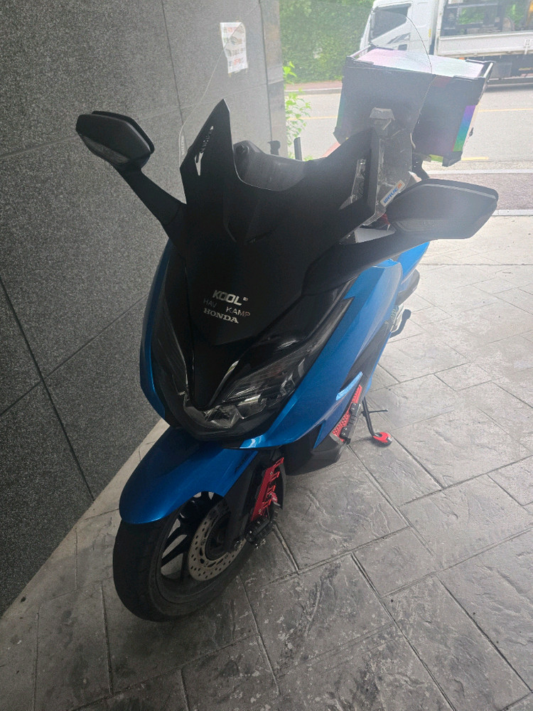 포르자350 22년식 이미지