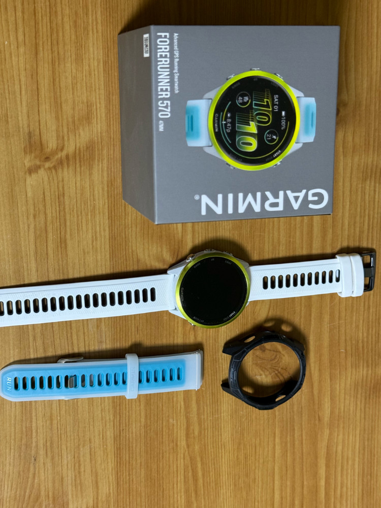 가민 포러너570 러닝 GPS스마트워치 화이트스톤/앰프 옐로우, 47mm 이미지