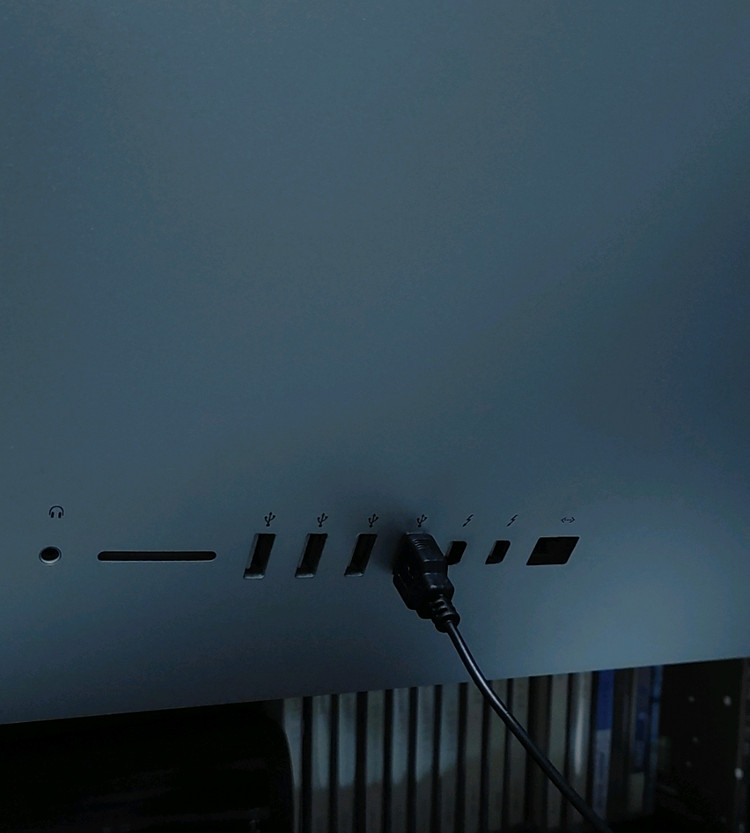 구형 아이맥 27인치 2013년식(iMac,Late 2013) 이미지