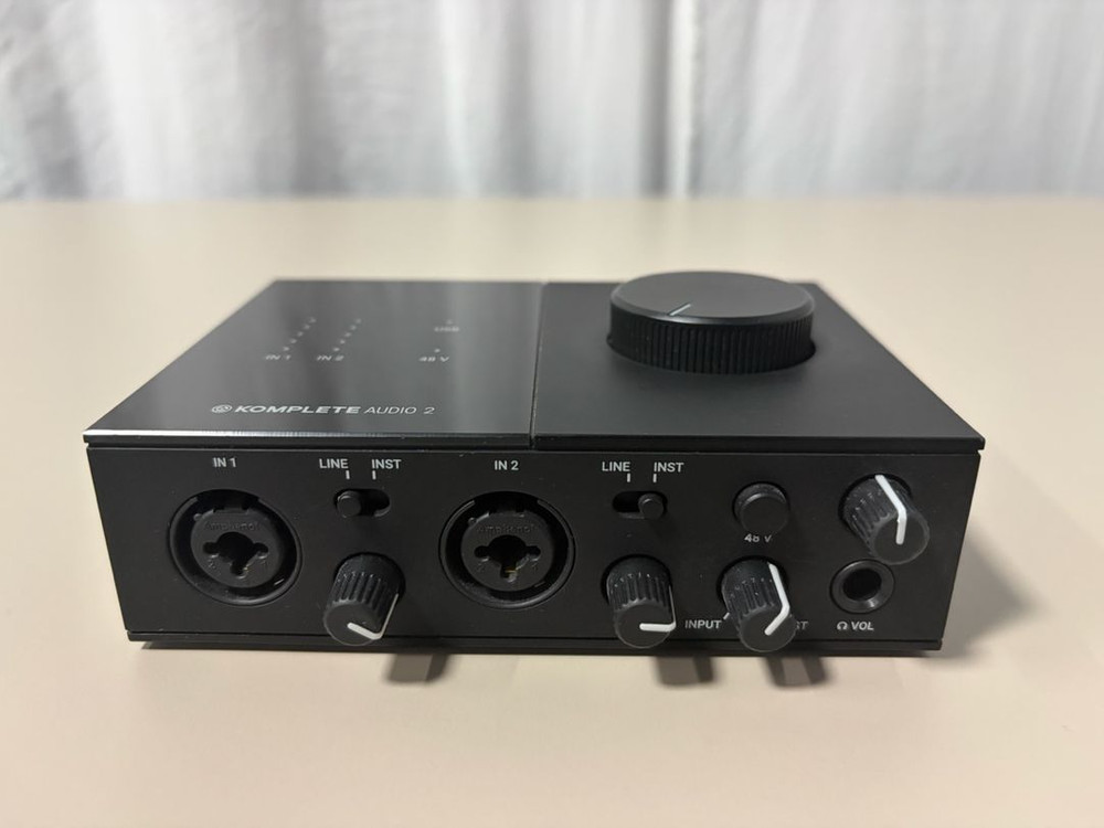 ni komplete audio2 오디오 인터페이스 이미지