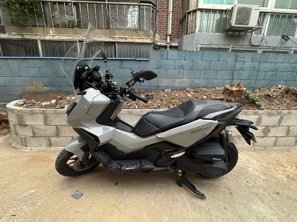24년 혼다 ADV 350 이미지