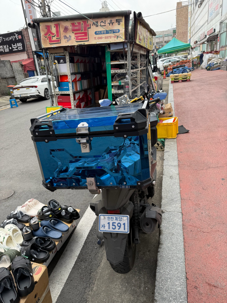 혼다 포르자350 2024년식 37,200km 이미지