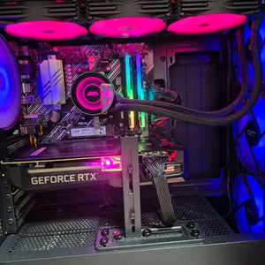 라이젠 5600x + 3070 + 32G 고성능 게이밍 PC 이미지