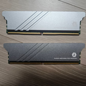 하이닉스 A다이 언락 DDR5 5600 16GB x2 판매합니다 이미지