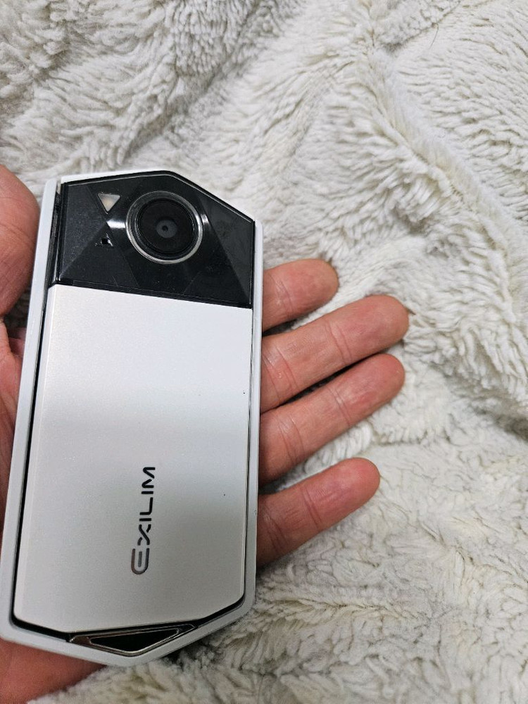카시오 ex-tr70 레트로 디카 디지털카메르 이미지