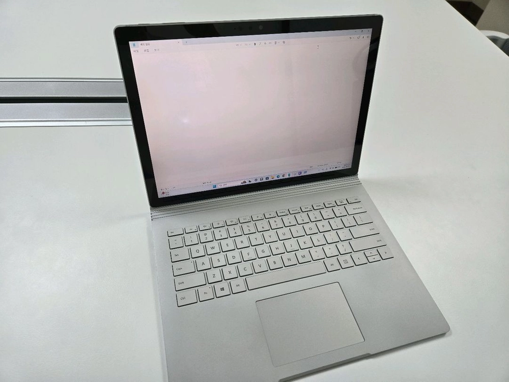 서피스 북3 13.5인치 2 in 1 노트북 태블릿 이미지