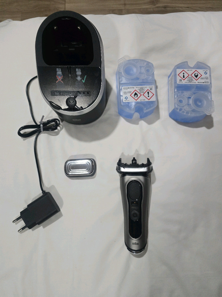브라운면도기 프로9 + 팝니다 이미지