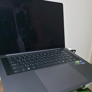 갤럭시북6 울트라 RTX5070 모델 팝니다. 이미지