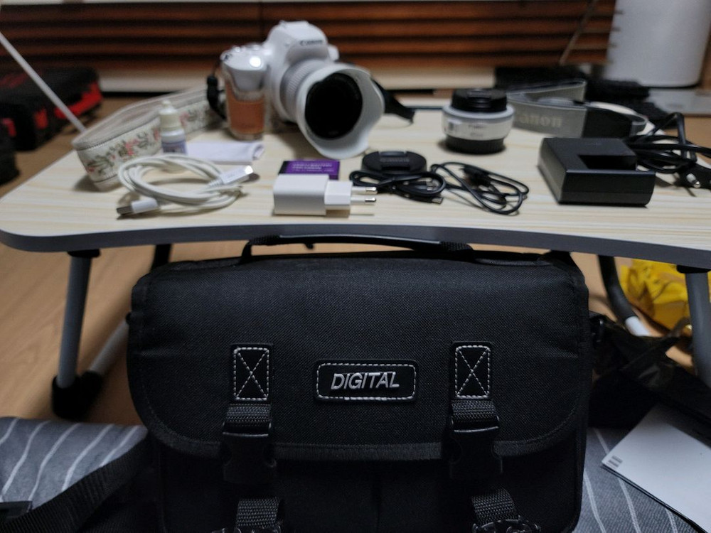 캐논 카메라 200D ii 화이트 + 40mm 팬케익 이미지
