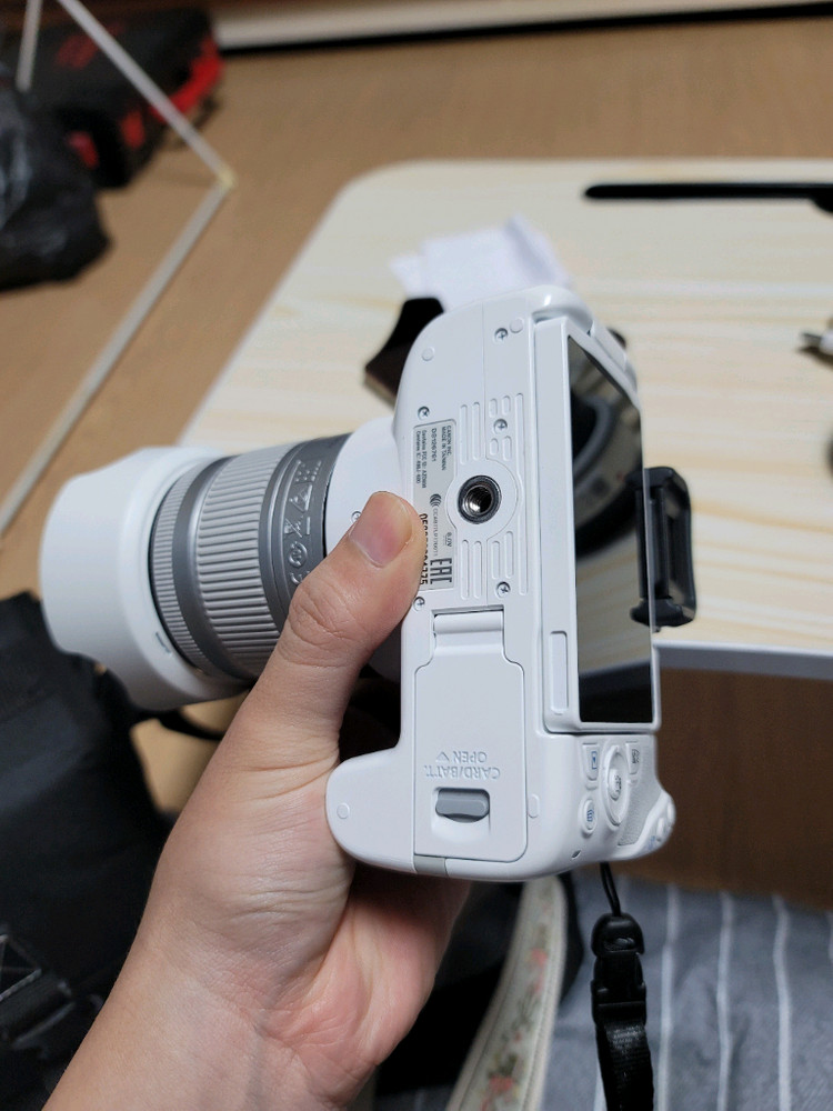 캐논 카메라 200D ii 화이트 + 40mm 팬케익 이미지