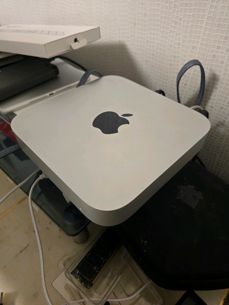 맥미니 m2 pro 16gb 512gb 이미지