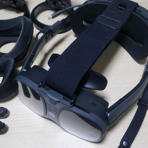 HTC VIVE xr elite, 디럭스팩 포함 판매합니다 이미지