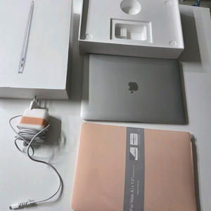 S급 맥북 에어 2022 Ram16 ssd1Tb 원가240만원 M1쿨매 이미지