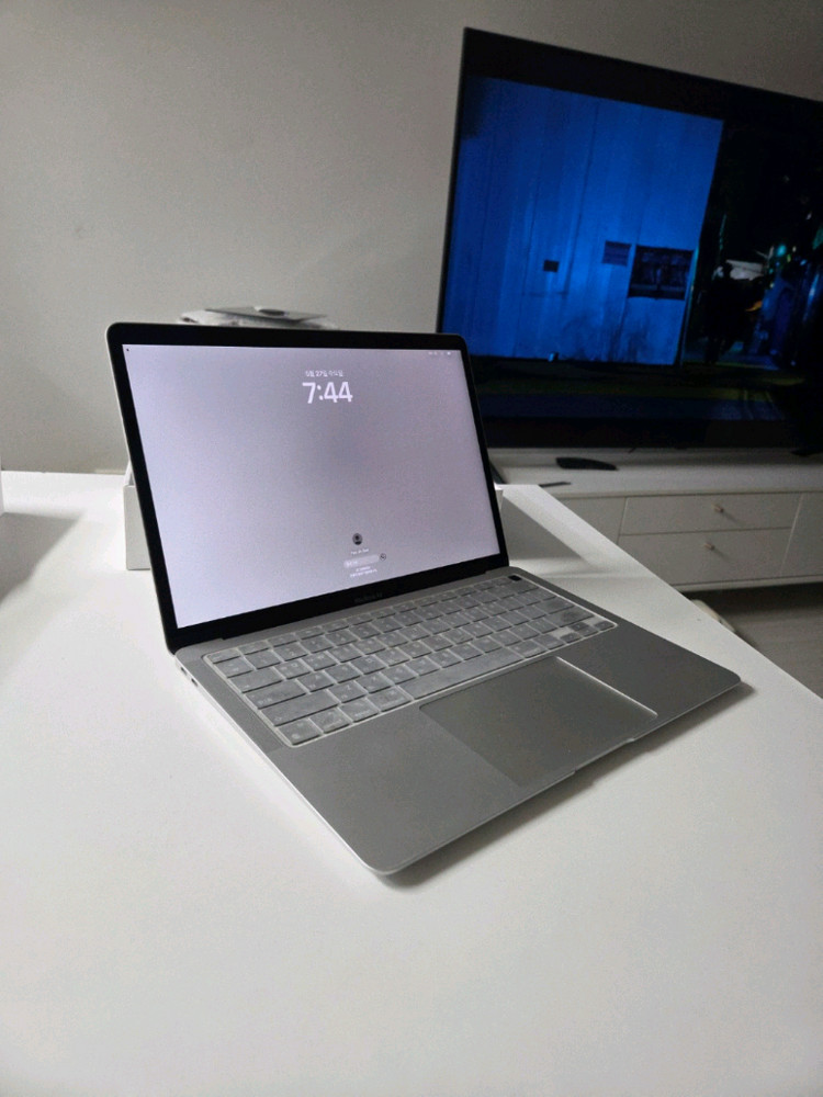 S급 맥북 에어 2022 Ram16 ssd1Tb 원가240만원 M1쿨매 이미지