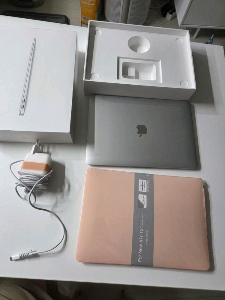 S급 맥북 에어 2022 Ram16 ssd1Tb 원가240만원 M1쿨매 이미지