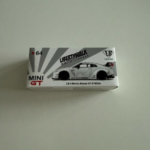 MINI GT 리버티워크 닛산 GTR 핫휠 미니지티 64 이미지