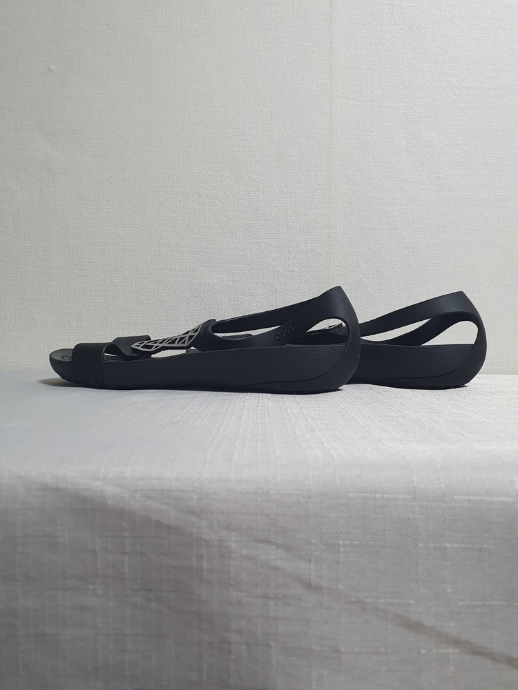 크록스 세레나 엠벨리쉬 샌들 블랙 240mm 이미지